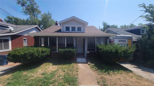 3424 Lucas & Hunt Road, St Louis, MO, 63121 | Card Image