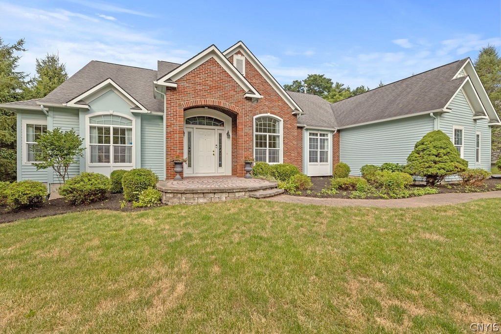 Worthington Way, Fayetteville, NY 13066