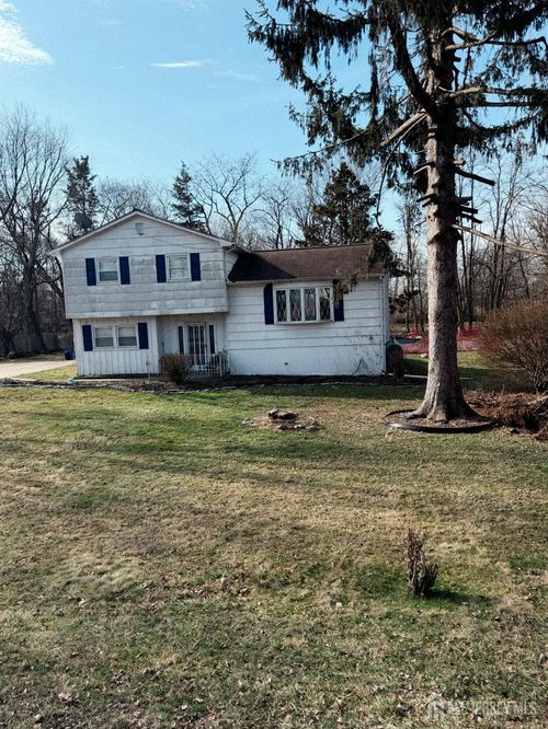 142 Prospect Plains Rd, Monroe, NJ, 08831-3714 | Card Image