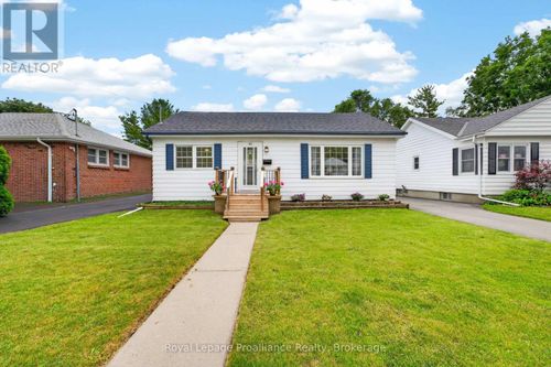 43 Hastings Dr, Belleville, ON, K8N1J4 | Card Image