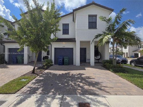 13130 Sw 232nd Ter, Homestead, FL, 33032-9237 | Card Image
