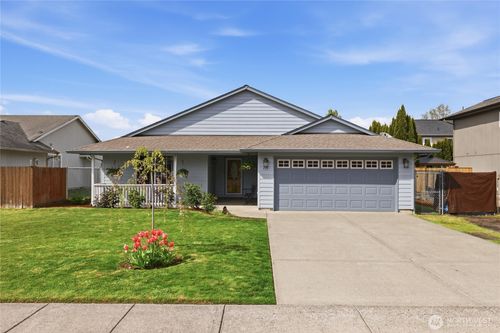 111 Mission Rd, Kelso, WA, 98626-1887 | Card Image