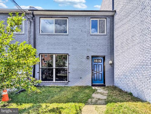 2240 15th St Ne, WASHINGTON, DC, 20018-1223 | Card Image