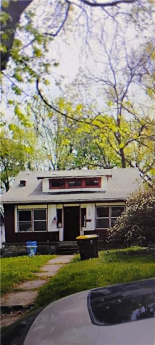 1189 E 65th St, Kansas City, MO, 64131-1202 | Card Image