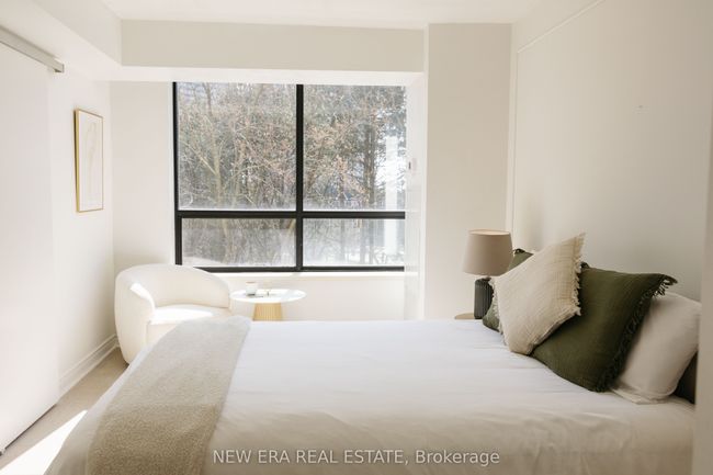 302 - 1 Ripley Ave, Condo with 2 bedrooms, 1 bathrooms and null parking in Toronto ON | Image 8
