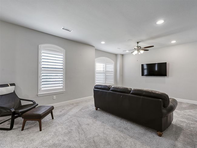 Open loft game room | Image 26
