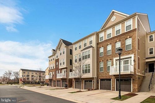 25215 Briargate Ter, CHANTILLY, VA, 20152-1805 | Card Image