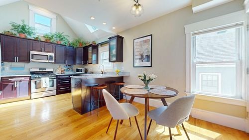 2-4 Cameron Ave, Somerville, MA, 02144-2428 | Card Image
