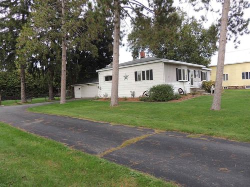 231 Madison Street, Oconto, WI, 54153 | Card Image