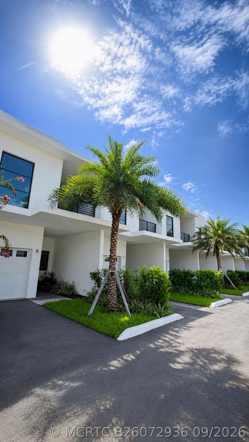 3-2511 Pierce St, Hollywood, FL, 33020-4174 | Card Image