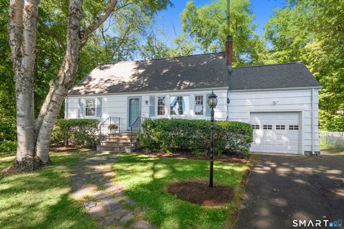 22 Powder Horn Road, Norwalk, CT, 06851 | Card Image