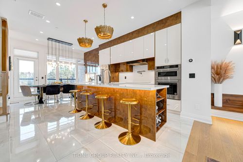 9 Credit Lane, Richmond Hill, ON, L4E1G9 | Card Image