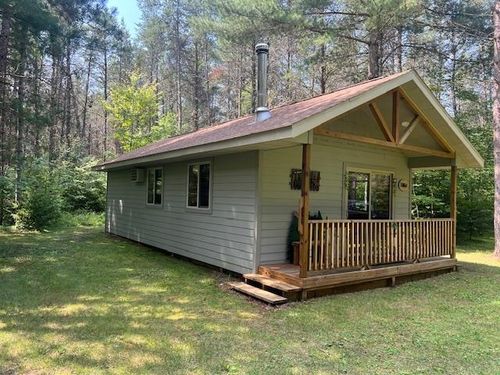 12247 Red Pine Ln, White Lake, WI, 54491-9606 | Card Image