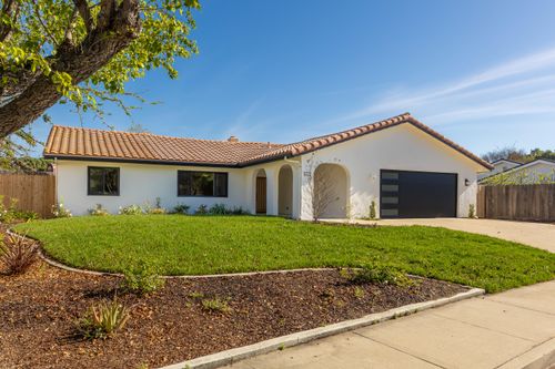 2197 Creekside Dr, Solvang, CA, 93463-2238 | Card Image