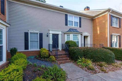 82 Mount Vernon Cir, Atlanta, GA, 30338-5435 | Card Image