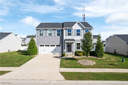 5305 Frederick St, Barberton, OH, 44203-3903 | Card Image