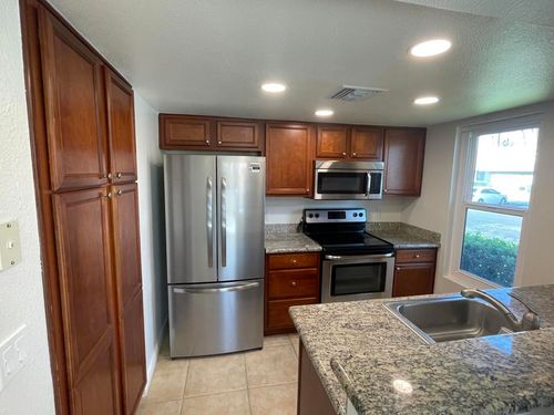 202-43376 Cook St, Palm Desert, CA, 92211-3180 | Card Image