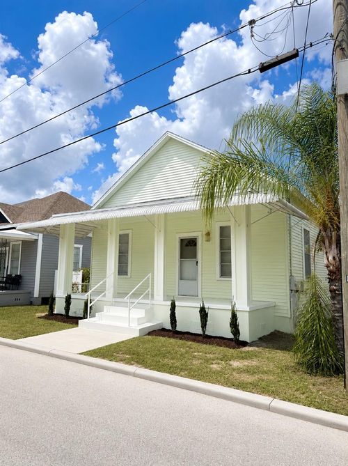 2908 Banza St, TAMPA, FL, 33605-2768 | Card Image