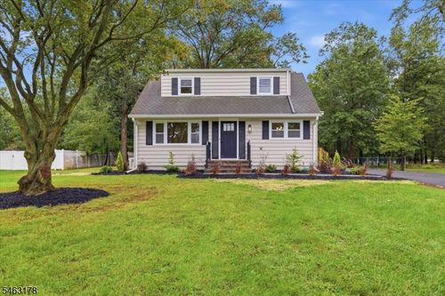 127 Brahma Ave, Bridgewater, NJ, 08807-2792 | Card Image