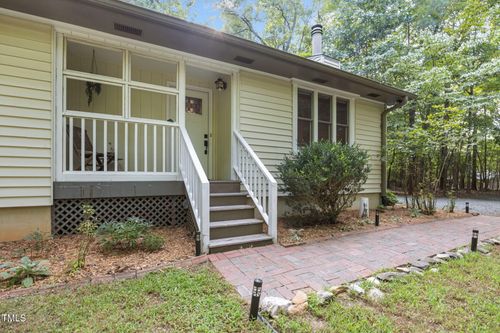 9220 Coach Way, Chapel Hill, NC, 27516-5843 | Card Image