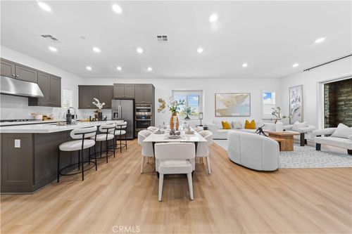 290 Tank, Irvine, CA, 92618-1460 | Card Image