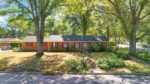 321 Circle Dr, Ahoskie, NC, 27910-3203 | Card Image