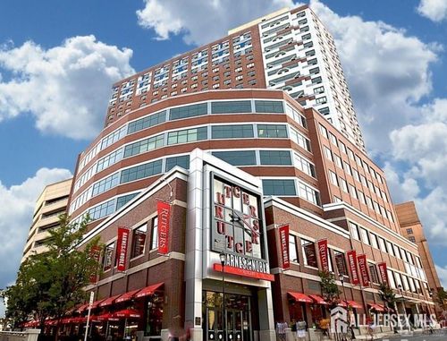 apt-2101-110 Somerset St, New Brunswick, NJ, 08901-4811 | Card Image