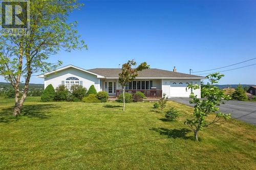 95 Neck Rd, Bay Roberts, NL, A0A1G0 | Card Image