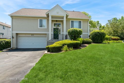 601-601 Cary Woods Cir, Cary, IL, 60013-2075 | Card Image