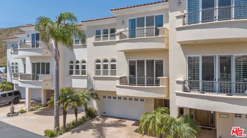 23963 De Ville Way, Malibu, CA, 90265-4894 | Card Image
