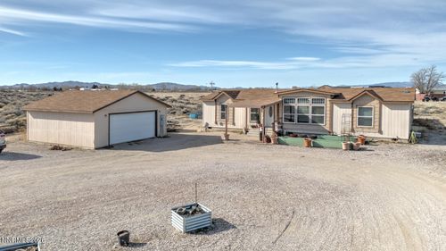 5326 Desert Hills Loop, Fallon, NV, 89406-2379 | Card Image