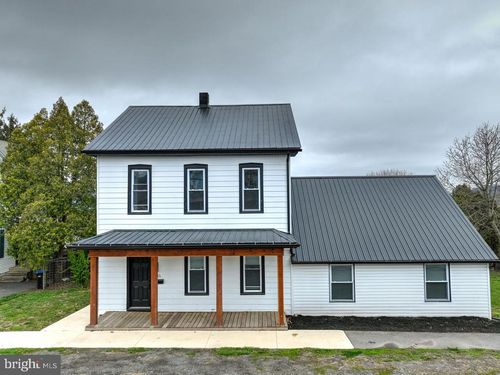 215 E Market St, GRATZ, PA, 17030 | Card Image