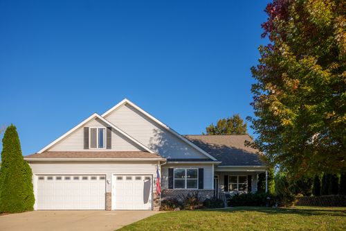 2044 Matthew Ave, Twin Lakes, WI, 53181-8803 | Card Image