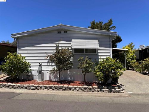 132 Phyllis Ct, Vallejo, CA, 94590-8118 | Card Image