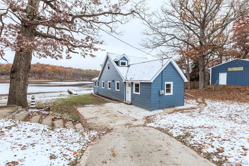 542 Oak Dale Dr, Chelsea, MI, 48118-9491 | Card Image