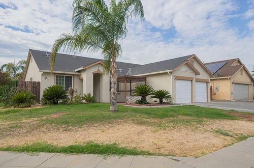 1592 Lacreta Ave, Madera, CA, 93638-1759 | Card Image