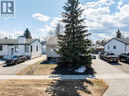 144 Brett Drive, Fort Mcmurray, AB, T9K2G9 | Card Image