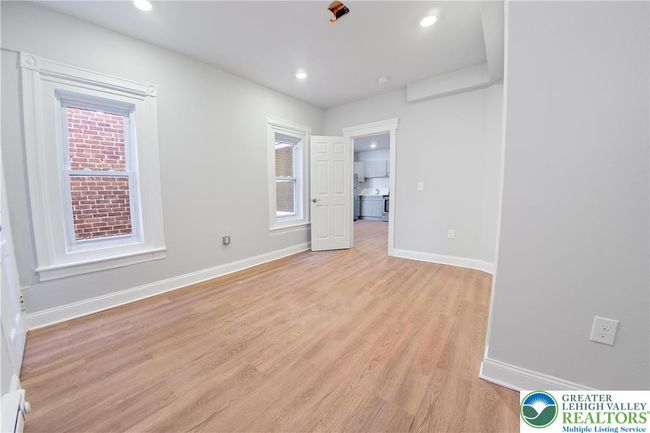 827 W Linden St, Condo with 11 bedrooms, 8 bathrooms and 3 parking in Allentown PA | Image 27