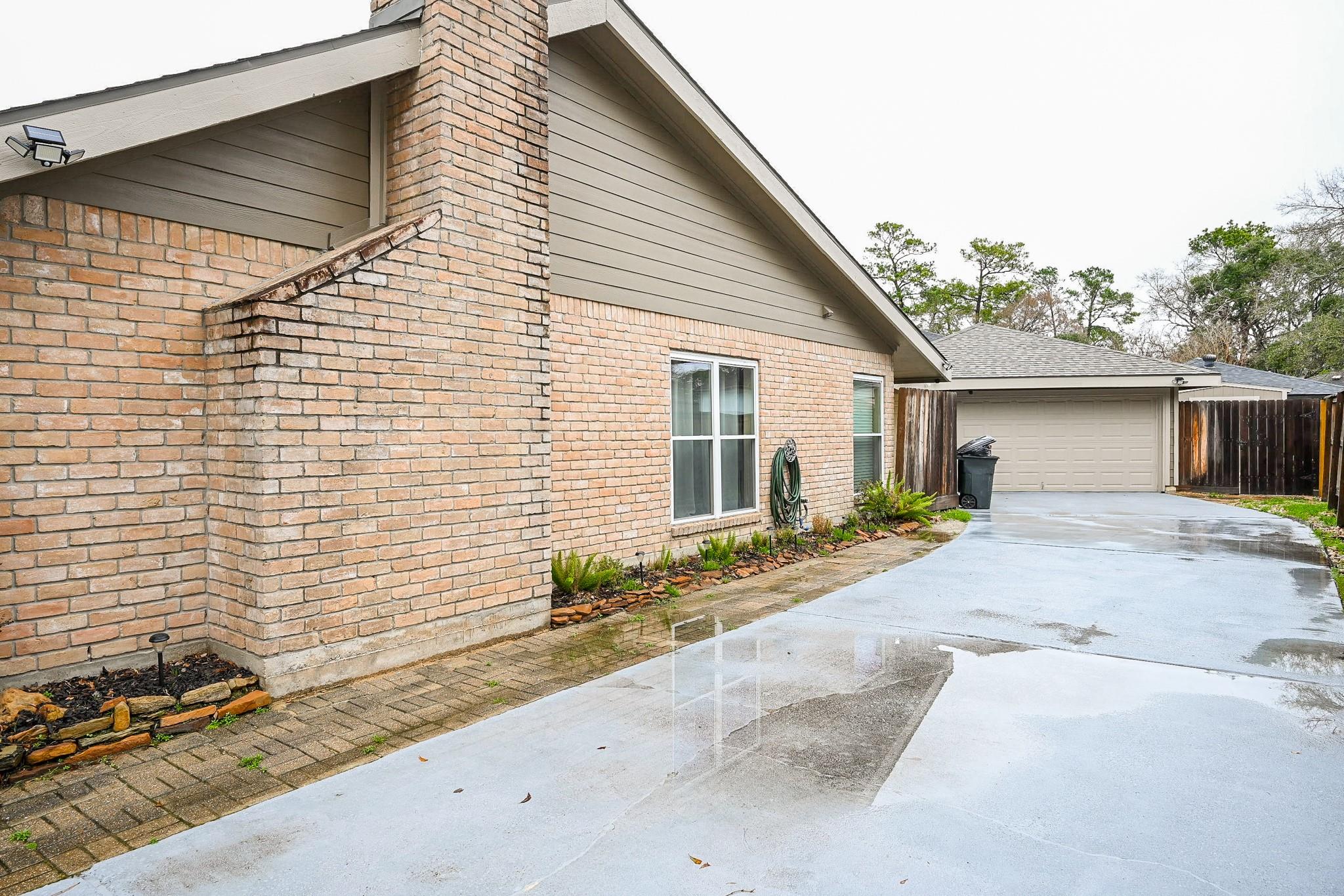 Residential Lease in North Houston 3