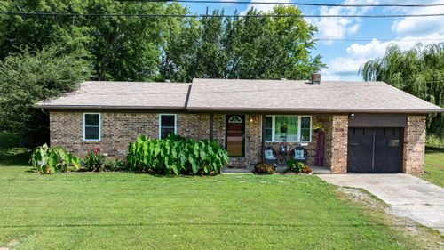 208 Terrie Dr, Cave City, AR, 72521-0099 | Card Image