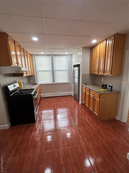 apt-2-33 Horatio St, Yonkers, NY, 10710-5330 | Card Image