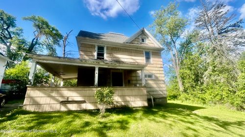 31 Bank St, Montrose, PA, 18801-1101 | Card Image