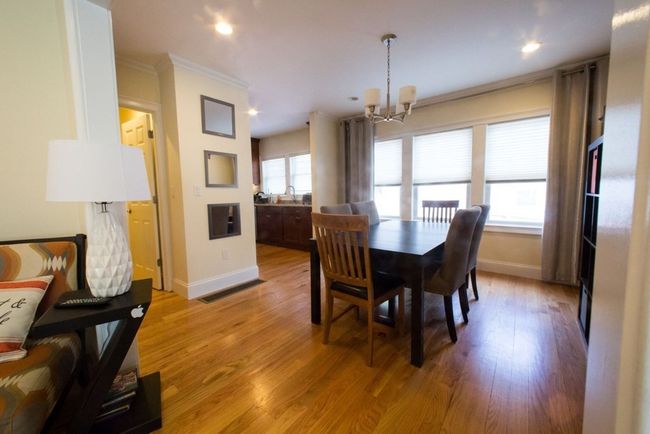 1 - 37 Beaconsfield Rd, Condo with 4 bedrooms, 2 bathrooms and null parking in Brookline MA | Image 5