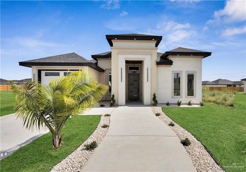 1200 E Boxwood Avenue, San Juan, TX, 78589 | Card Image