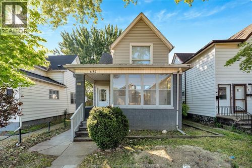 437 Karl Pl, Windsor, ON, N9A5W2 | Card Image