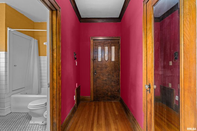 APT-18 - 1626 18 Th Ave, Condo with 2 bedrooms, 1 bathrooms and null parking in Rock Island IL | Image 8