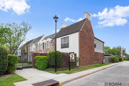 57-10153 Jefferson Hwy, Baton Rouge, LA, 70809-2726 | Card Image