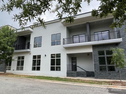 202-19546 Greentree Way, Cornelius, NC, 28031-8875 | Card Image