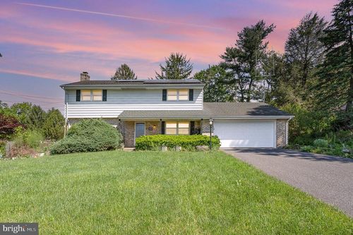 4844 Londonderry Rd, HARRISBURG, PA, 17109-5207 | Card Image