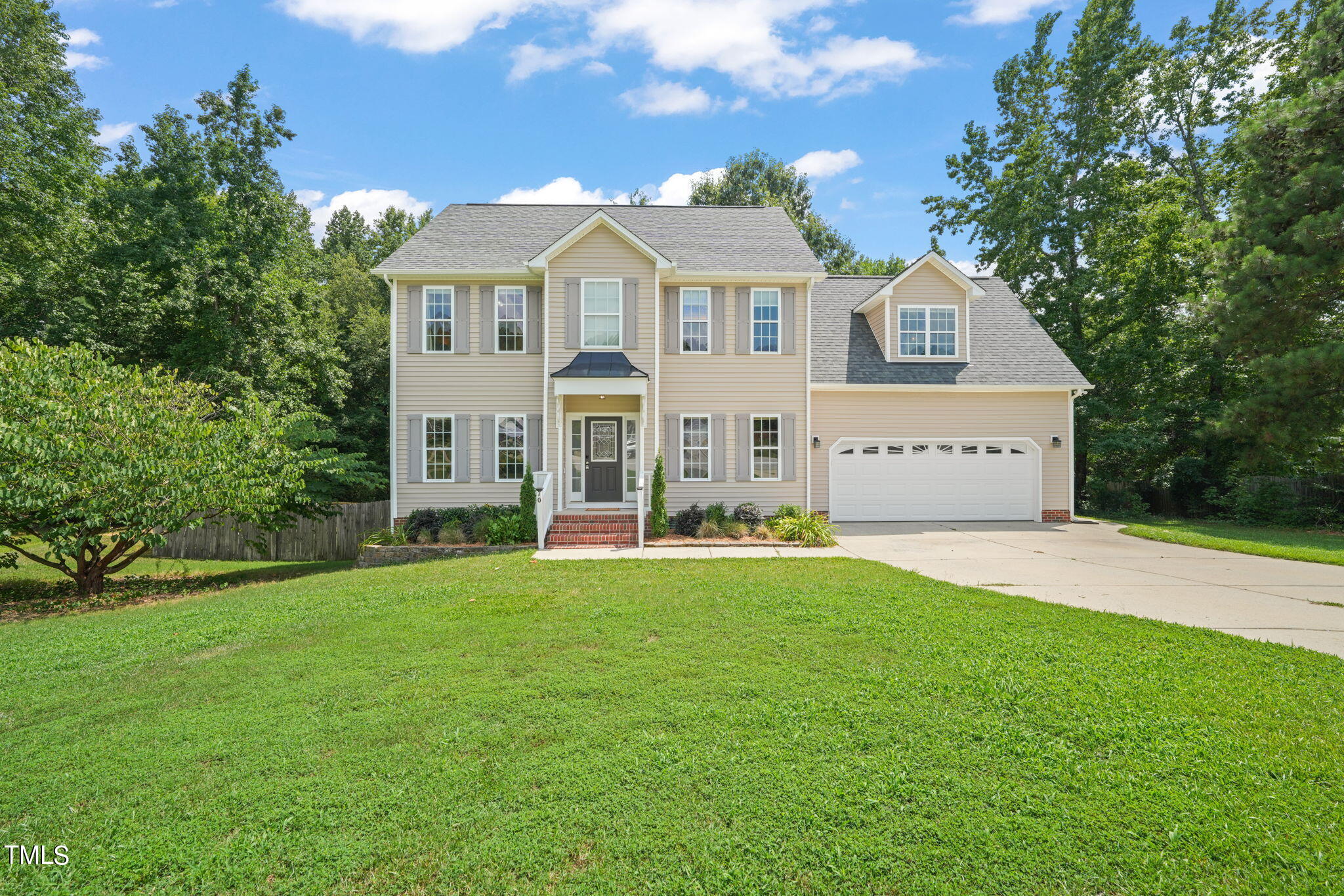 Larson Ct, Clayton, NC 27520